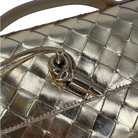 Bottega Veneta Andiamo Gold Intrecciato Leather Clutch Top Handle Bag - Picture 8 of 16